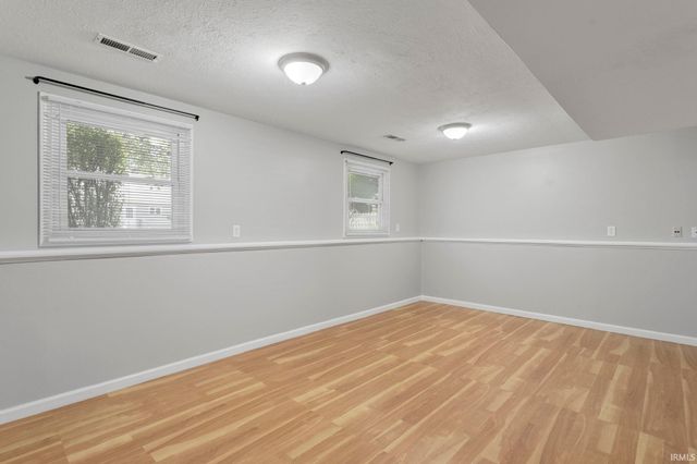 307 N Walnut Street, Mishawaka, IN 46544