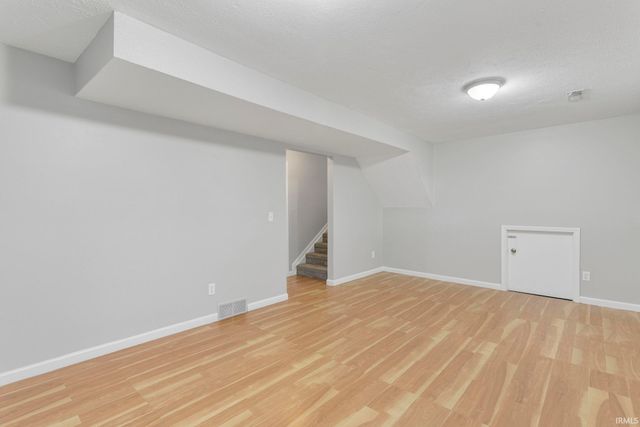307 N Walnut Street, Mishawaka, IN 46544