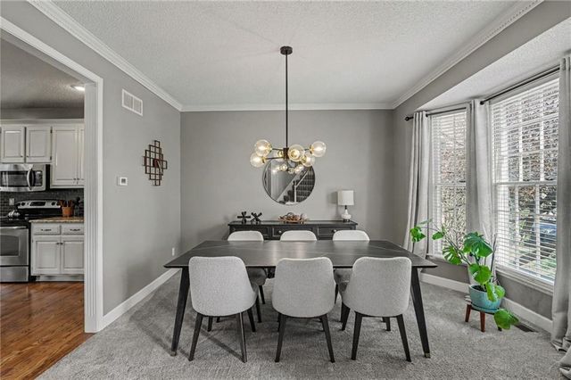 8308 W 127th Circle, Overland Park, KS 66213