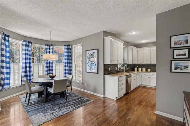 8308 W 127th Circle, Overland Park, KS 66213