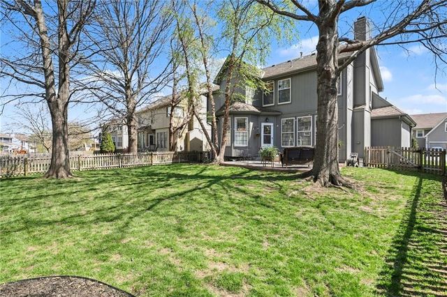 8308 W 127th Circle, Overland Park, KS 66213