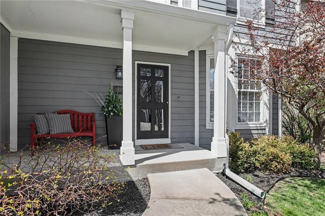 8308 W 127th Circle, Overland Park, KS 66213