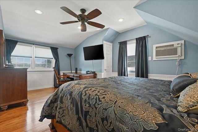 1022 White Birch Lane, Wantagh, NY 11793