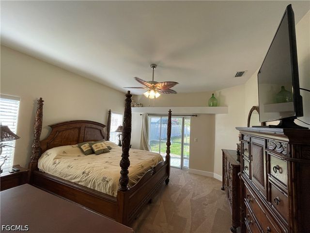 4436 SE 11th PL, Cape Coral, FL 33904