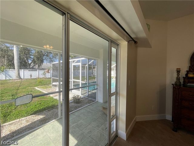 4436 SE 11th PL, Cape Coral, FL 33904