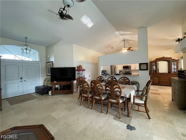 4436 SE 11th PL, Cape Coral, FL 33904