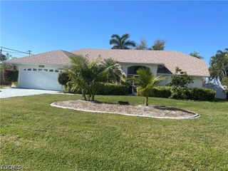 4436 SE 11th PL, Cape Coral, FL 33904