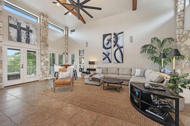 917 Challenger, Lakeway, TX 78734