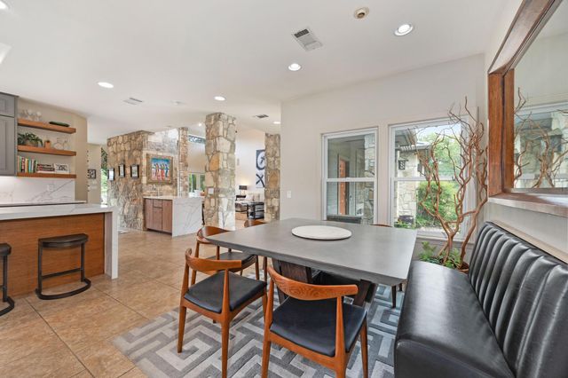 917 Challenger, Lakeway, TX 78734