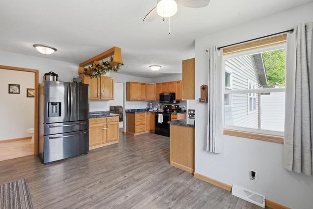 118 Campion Drive, Evansville, WI 53536