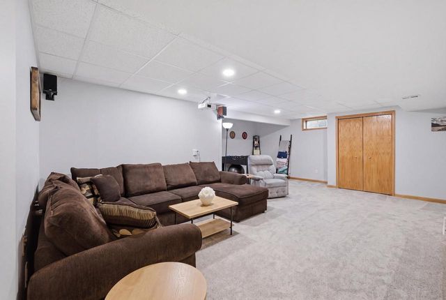 118 Campion Drive, Evansville, WI 53536