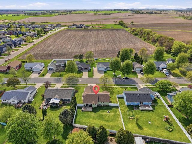 118 Campion Drive, Evansville, WI 53536