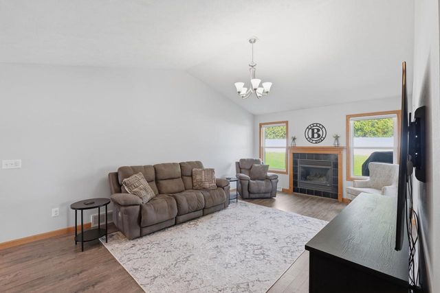 118 Campion Drive, Evansville, WI 53536