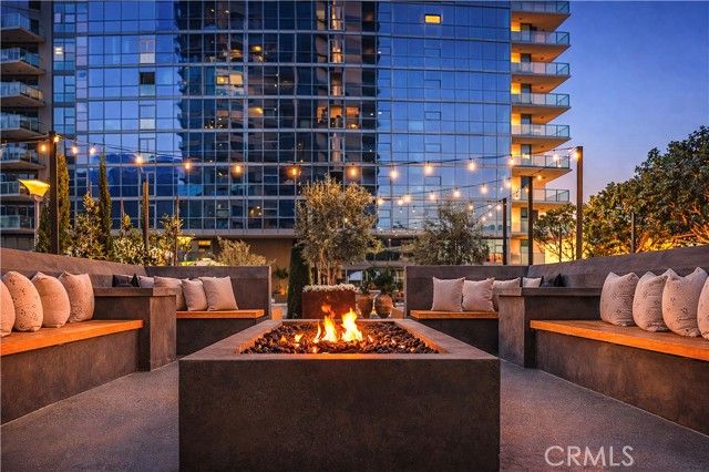 9 MacArthur Place 1006, Santa Ana, CA 92707