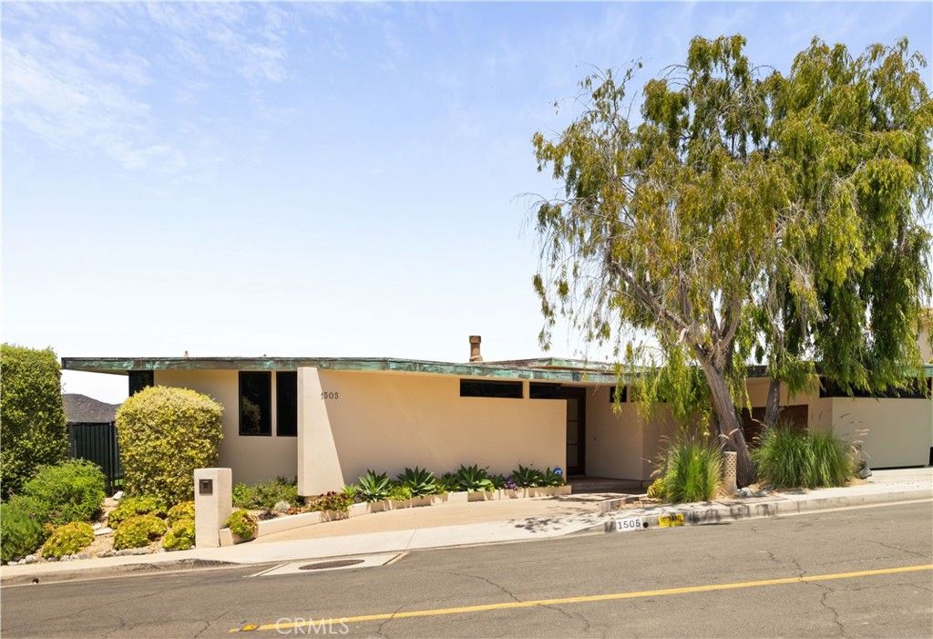 1505 Skyline Drive, Laguna Beach, CA 92651 — exterior
