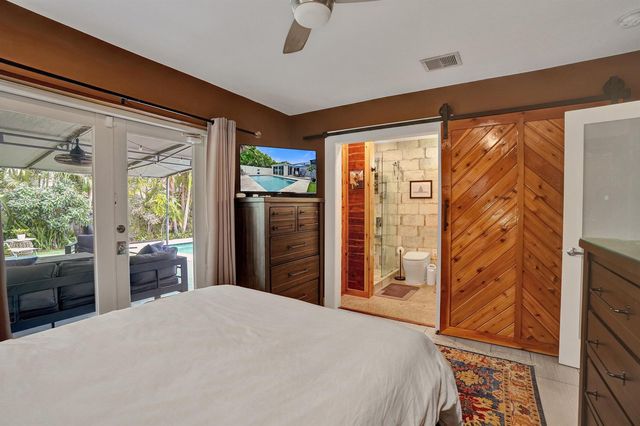 4641 NE 6th Avenue, Oakland Park, FL 33334