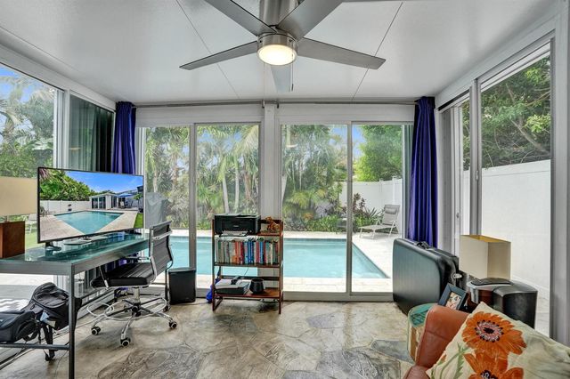 4641 NE 6th Avenue, Oakland Park, FL 33334
