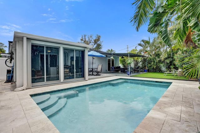 4641 NE 6th Avenue, Oakland Park, FL 33334