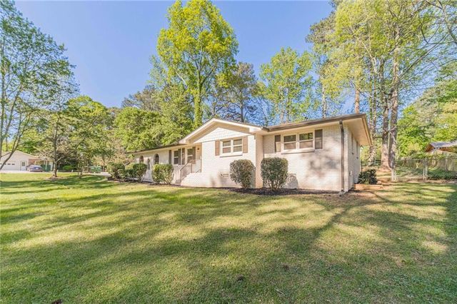 4502 Bryant Drive SW, Lilburn, GA 30047