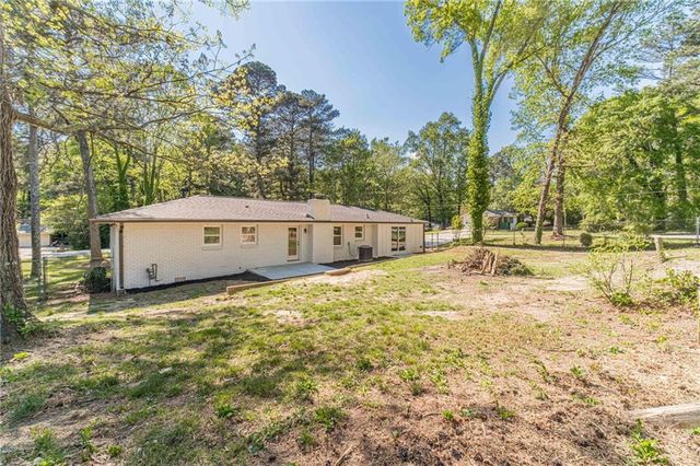 4502 Bryant Drive SW, Lilburn, GA 30047