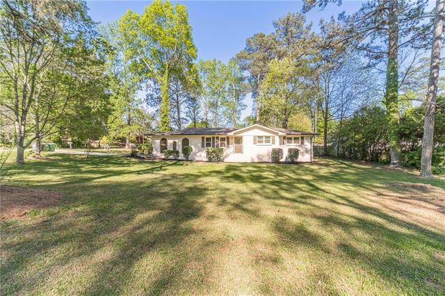 4502 Bryant Drive SW, Lilburn, GA 30047