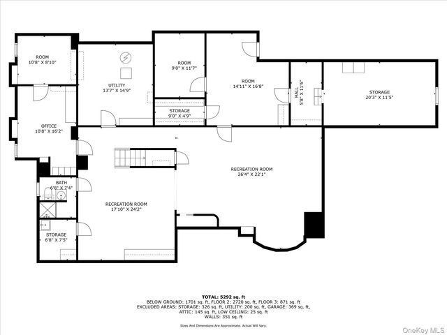 14 Pine Drive, Woodbury, NY 11797