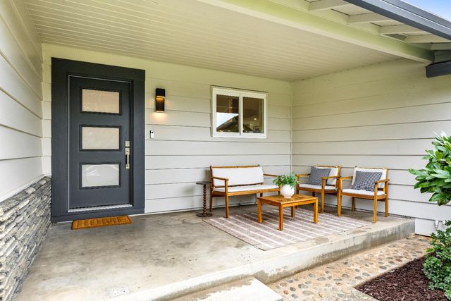 2932 Kadema Dr, Sacramento, CA 95864