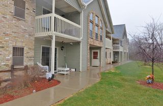 3650 Barbara COURT #12, Oak Creek, WI 53154