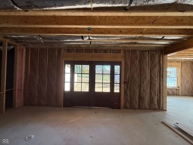 1713 Deer Creek Way, Columbus, IN 47201