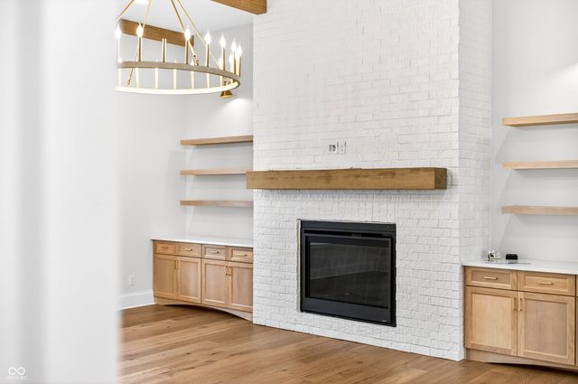 1713 Deer Creek Way, Columbus, IN 47201