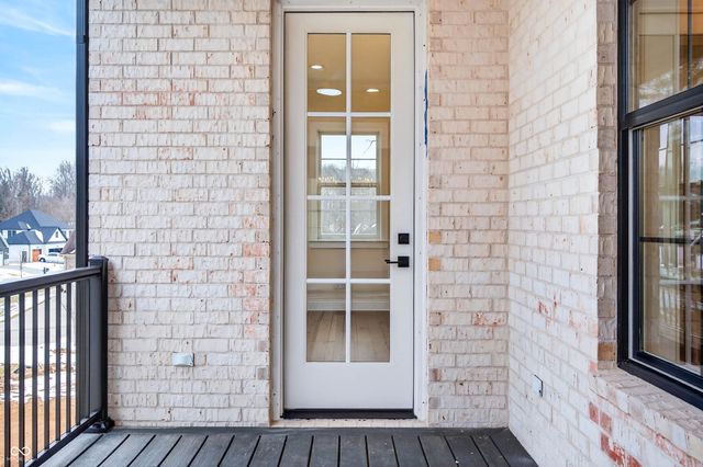 1713 Deer Creek Way, Columbus, IN 47201