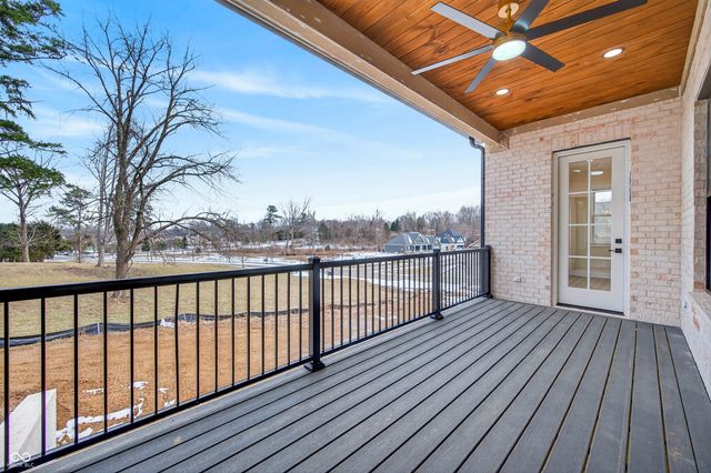 1713 Deer Creek Way, Columbus, IN 47201