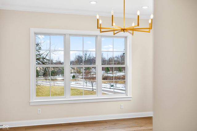 1713 Deer Creek Way, Columbus, IN 47201