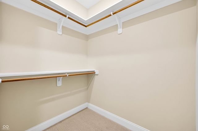 1713 Deer Creek Way, Columbus, IN 47201