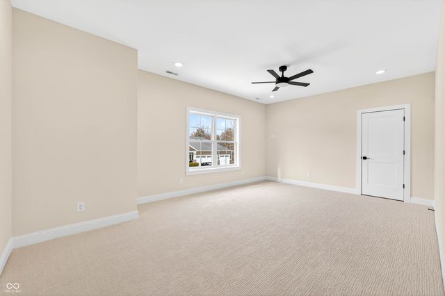 1713 Deer Creek Way, Columbus, IN 47201