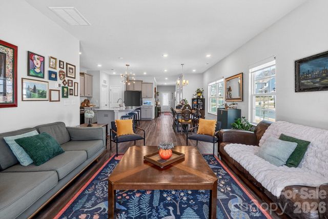 240 Eden Avenue, Mooresville, NC 28115