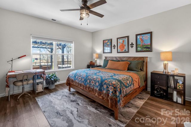 240 Eden Avenue, Mooresville, NC 28115