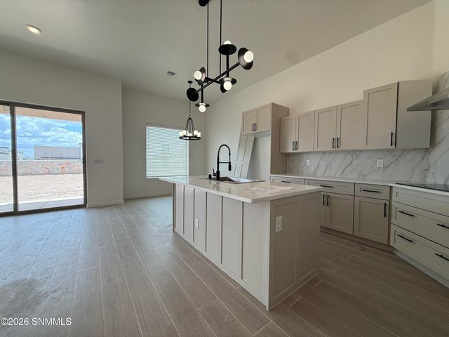 3712 Daybreak Street, Las Cruces, NM 88012