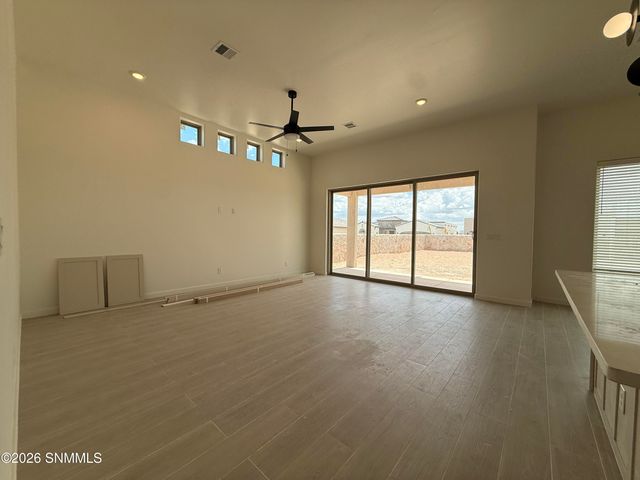 3712 Daybreak Street, Las Cruces, NM 88012