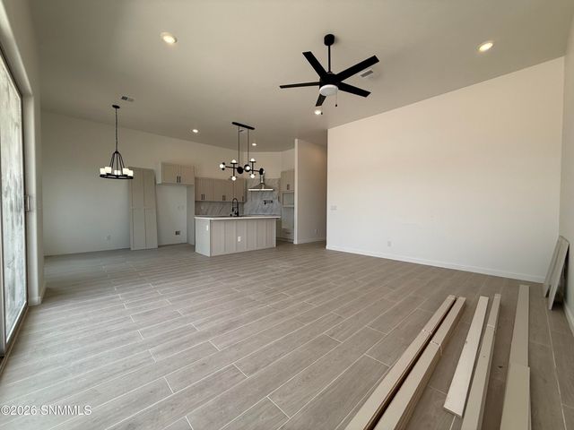 3712 Daybreak Street, Las Cruces, NM 88012