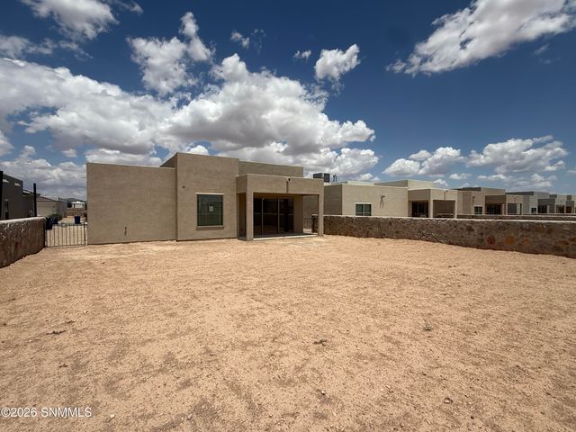 3712 Daybreak Street, Las Cruces, NM 88012