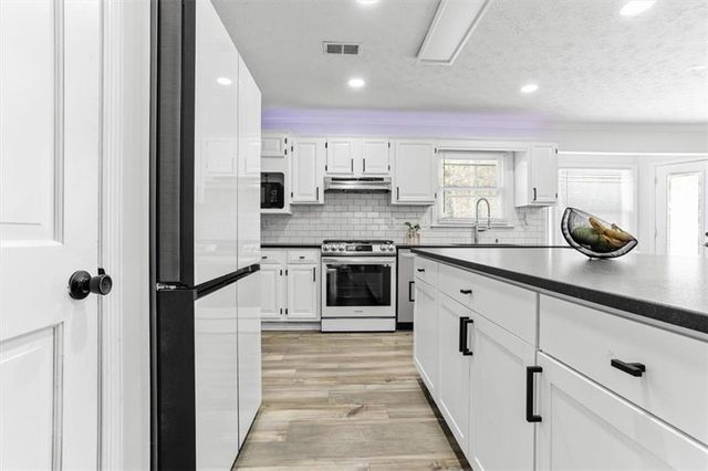 1646 Desford Court SW, Marietta, GA 30064