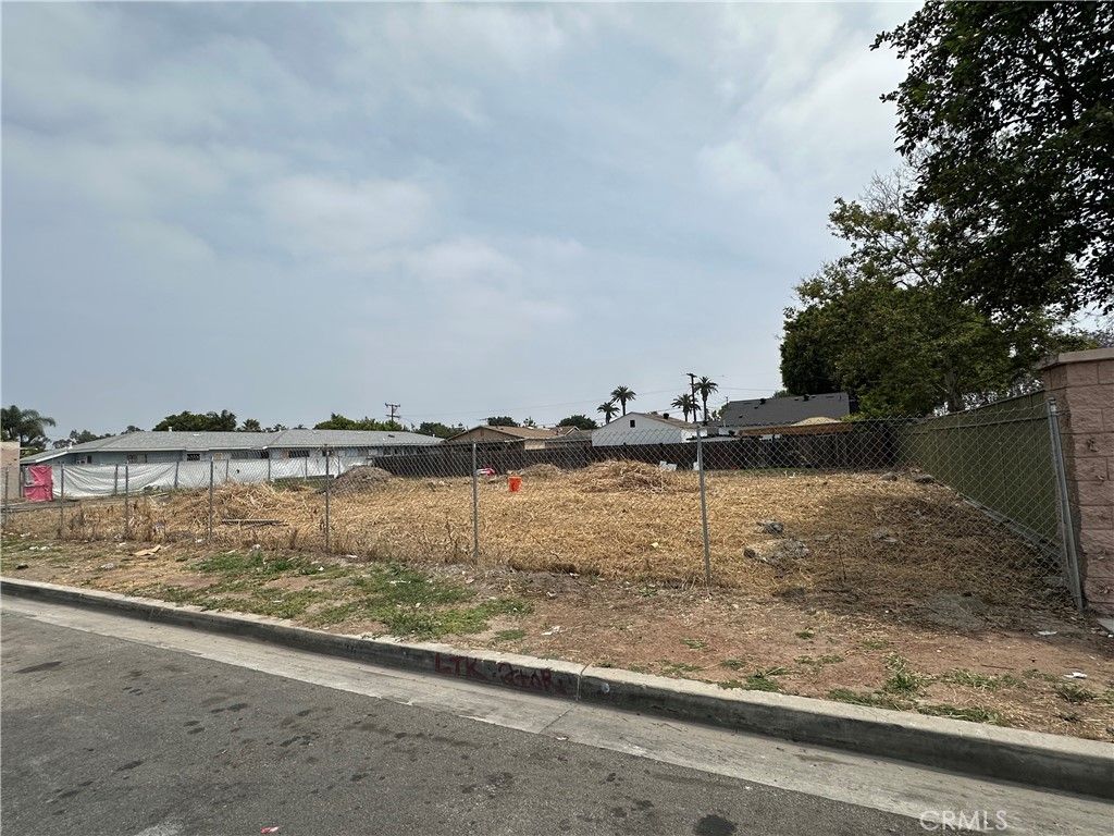 11664 Bellinger Street, Lynwood, CA 90262