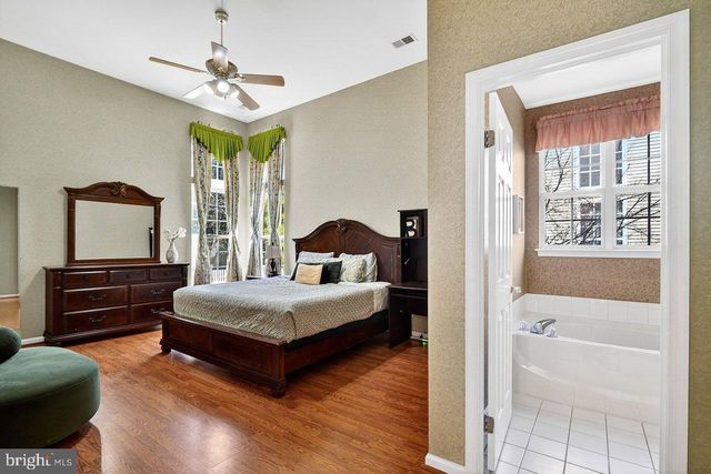 10 ELDRIDGE DR, Robbinsville, NJ 08691