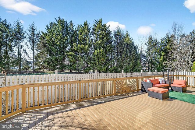 10 ELDRIDGE DR, Robbinsville, NJ 08691