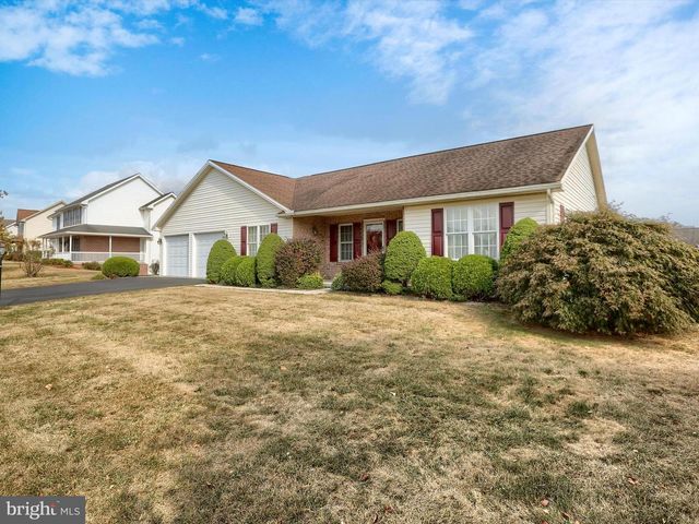 59 MEADE DRIVE, Carlisle, PA 17013