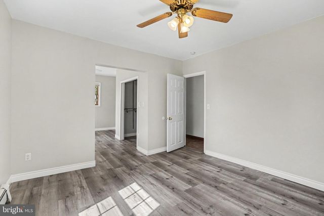 214 N RAILROAD ST, Hummelstown, PA 17036