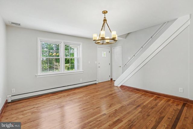 214 N RAILROAD ST, Hummelstown, PA 17036