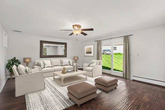 214 N RAILROAD ST, Hummelstown, PA 17036