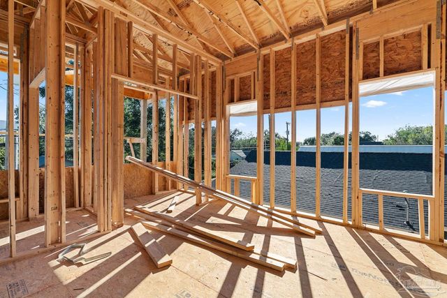 604 W Wright St, Pensacola, FL 32501